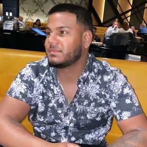 Meet your Posher, Alex